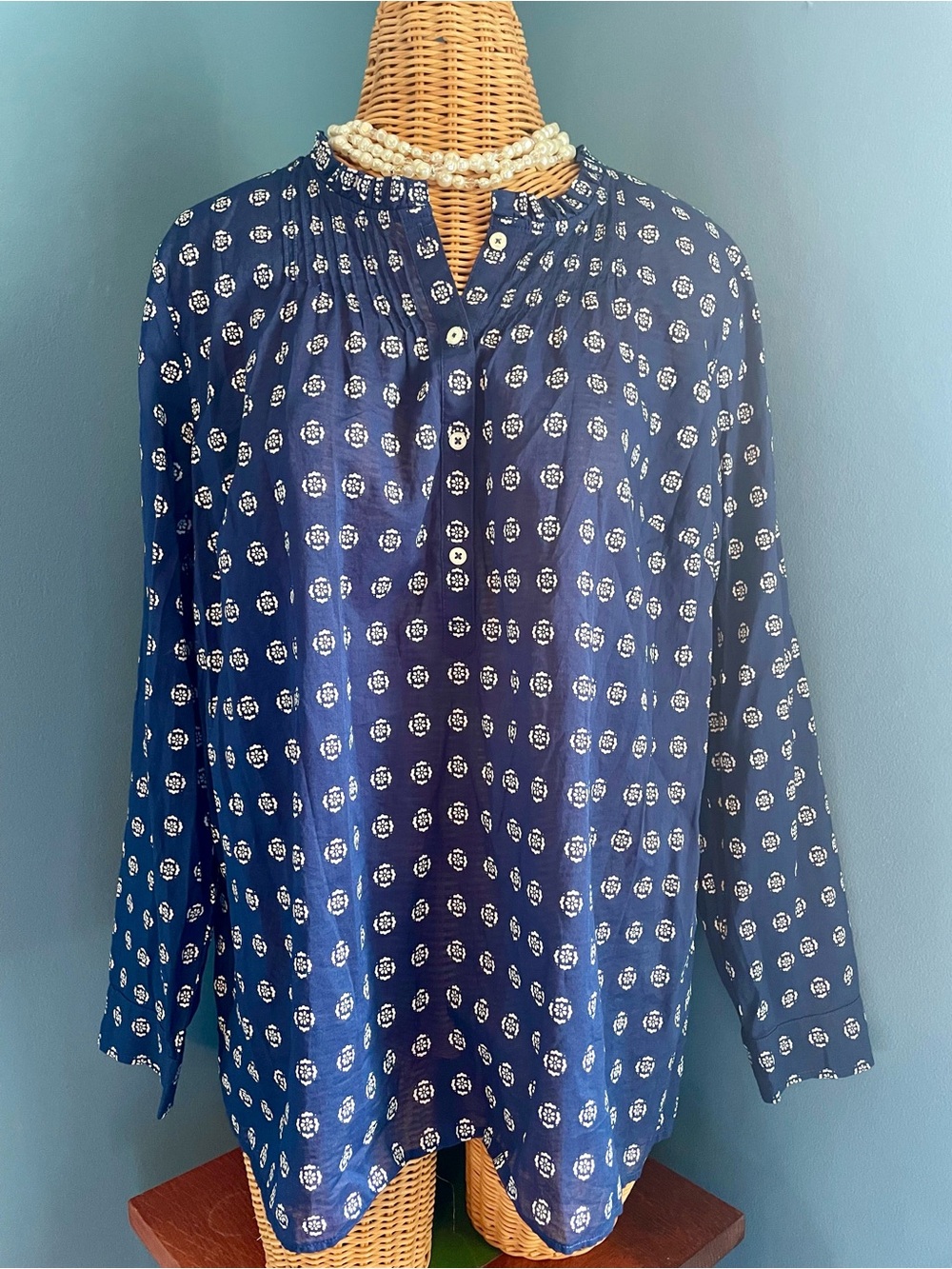 Talbots Navy Blue Pintuck Popover Lightweight Cotton  Size XLP